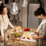 Philips - E27 Led Lamp - Globe - Zilvergrijs - Dimbaar - 270 Lumen