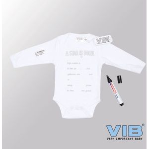 VIB® - Rompertje (overslag) Luxe Katoen -A STAR is Born(Zelf invullen) (Wit) - Babykleertjes - romper - rompertjes - rompertjes met tekst - baby cadeau - baby aankondiging - overslagromper