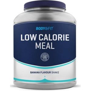 Body & Fit Low Calorie Meal Replacement - Dieetshake - Maaltijdvervanger - Maaltijdshake - Whey- en Melkeiwit - Gewichtsverlies Shake met Havermout- Banaan - 2030 gram (35 shakes)