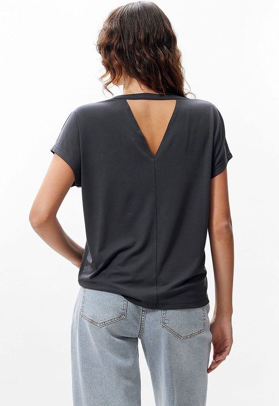 Catwalk Junkie - T-shirt - Donkergrijs - 2502010220 - Met Open Rug Detail