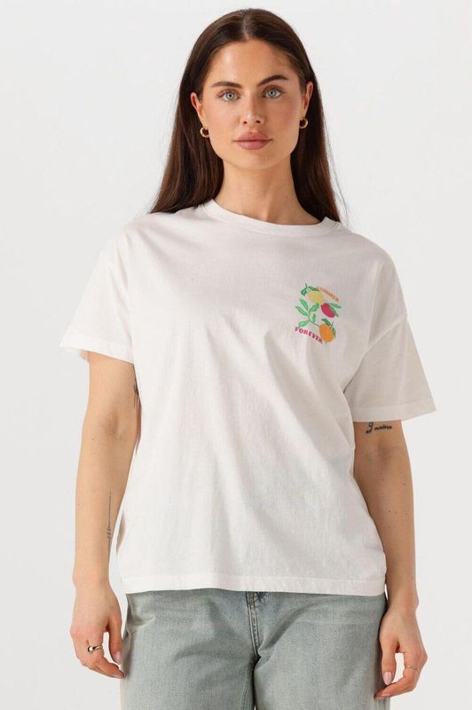 Catwalk Junkie - Graphic T-shirt - Wit - Biologisch Katoen