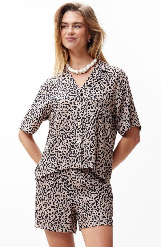 Catwalk Junkie - Leopard Blouse - Korte Mouwen - Relaxed Fit - 100% Viscose