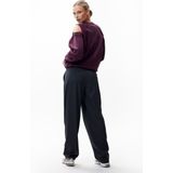 2503020608 - Graphic Sweater - Winetasting - Raglan met Open Schouders