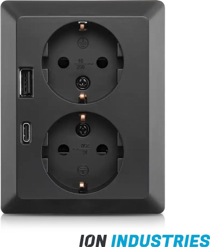 Stopcontact - Dubbel - Halfopbouw - Geaard - USB A en C