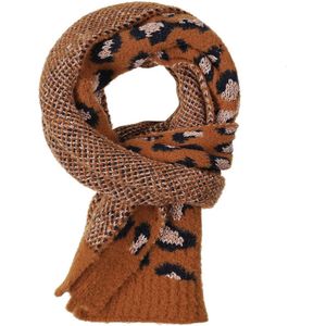 Tumble 'n Dry sjaal met panterprint bruin