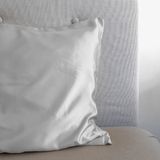 Sleeptime Satijnen Kussensloop - Anti allergeen - Haarverzorging - Huidverzorging - 2 Stuks - 60x70 cm - Zilver