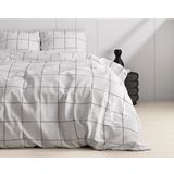 Dreamhouse Satin Deep check - Dekbedovertrekset - Lits-Jumeaux - 240x200/220 + 2 kussenslopen 60x70 - Wit