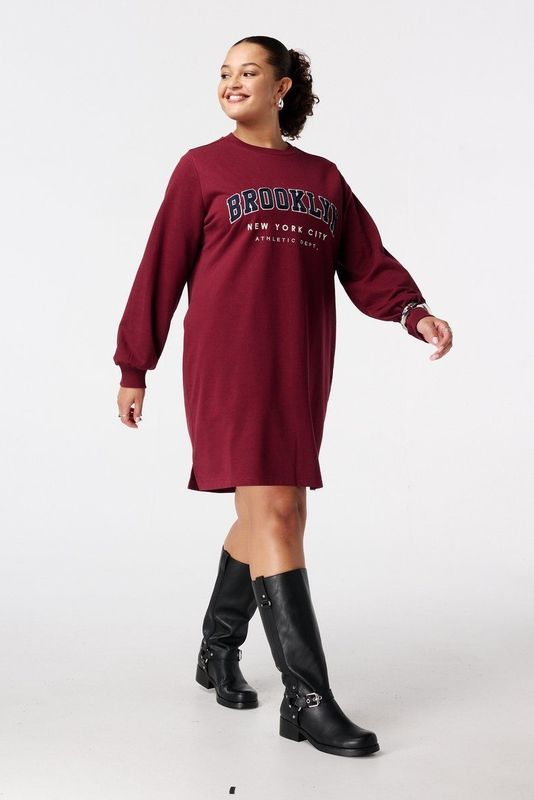 Fusible Systems - Heren James and Nicholson Workwear T-Shirt (Donkerrood)