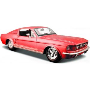 Modelauto Ford Mustang GT 1967 rood 19 x 7 x 5 cm - Schaal 1:24 - Speelgoedauto - Miniatuurauto