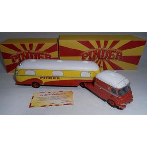 CIRQUE PINDER ENSEMBLE CAMION DIRECTEUR ASSOMPTION 1:43