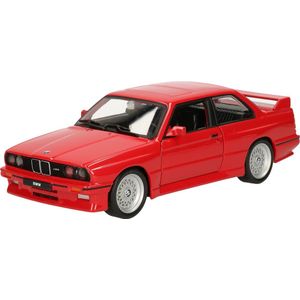 Modelauto/speelgoedauto BMW M3 1988 schaal 1:24/17 x 7 x 5 cm