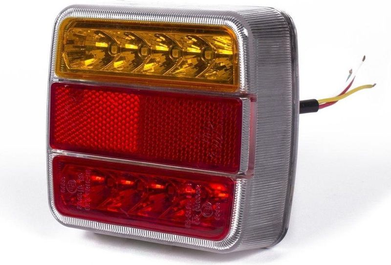 Benson Aanhangwagen achterlicht - 18 LED - vierkant - 10 x 10 cm - helder glas - E11 keurmerk