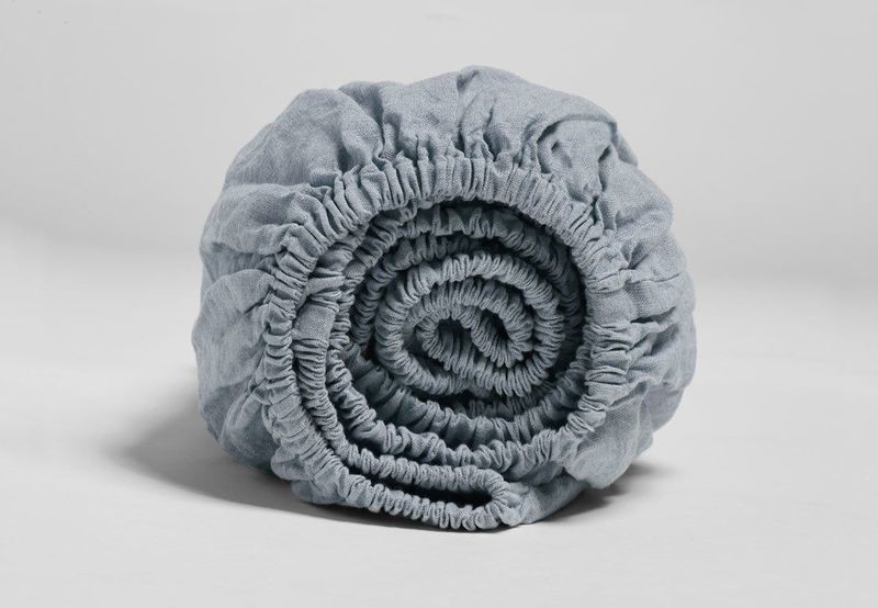 Yumeko hoeslaken gewassen linnen dusk blauw 180x200x30 - Biologisch & ecologisch