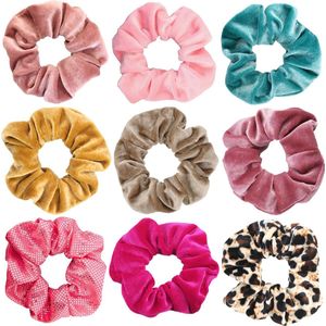 Kraagjeskopen.nl®  Scrunchie 9 stuks Velvet Extra Vol en Luxe - VSCO girl haarelastiek haarwokkel scrunchies - oudroze - lichtroze - goud - beige - roze - turquoise - felroze - panterprint bruin zwart - panterprint roze