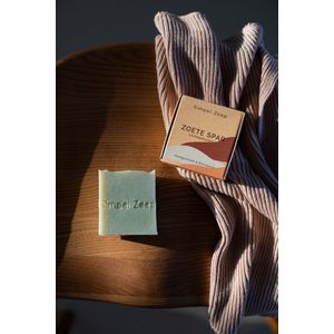 Zoete Spar  ca. 110 gram Simpel Zeep