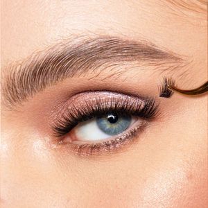Helioux® Quicklashes - Natural Wispy 8mm - Nepwimpers - DIY Lashes - Wimpersextensions voor thuis - Blijven 5+ Dagen Zitten - Complete Set incl. wimpers, bond & seal, remover en pincet - Herbruikbaar - Falscara