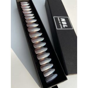 Holo nagels - nepnagels - nagellijm - holo - ombre - kort medium