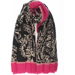 Olivia scarf- Accessories Junkie Amsterdam- Sjaal dames- Lange sjaal- Sjaal voor jas- Viscose- Omslagdoek- Cosy chic- Cadeau- Grafische print- Stola- Fuchsia zwart