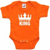 Bellatio Decorations - Rompertje - Oranje - 56 - Met Kroon en Tekst King