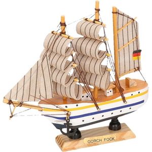 Houten schaalmodel schip Gorch Fock 16 cm met 3 masten