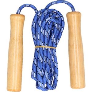 Blauw springtouw met houten handvaten 236 cm - Springtouwen