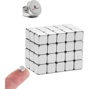 Brute Strength - Super sterke magneten - Vierkant - 5 x 5 x 5 mm - 60 Stuks - Neodymium magneet sterk - Magneten koelkast - Whiteboard magneten - Kleine magneetjes - Mini magneetjes - Platte magneet - Koelkast magneten