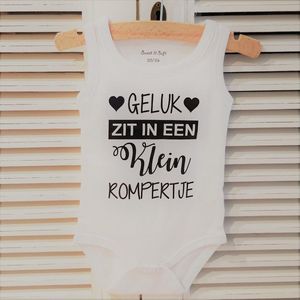 Baby rompertje met tekst Geluk zit in een klein rompertje - Wit/Zwart - Maat 62/68