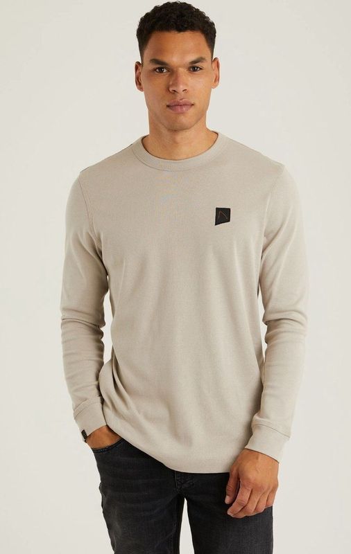 Chasin' - Longsleeve - Beige - Effen - Ronde Halslijn