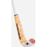 The indian maharadja baby giraffe hockeystick in de kleur bruin.