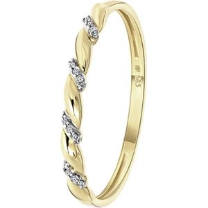 14 karaat geelgouden ring met 12 diamanten 0,015ct slag.