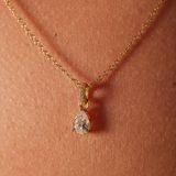 Zilveren goldplated ketting met hanger druppel zirkonia