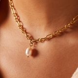 Lucardi - Stalen Goldplated Ketting met Parel - Ketting - Goudkleurig - Staal - 47 cm