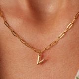 Lucardi - Closed Forever Letter V - Ketting - Goudkleurig - Staal - 47 cm