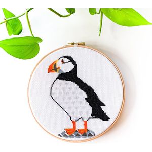 Papegaaiduiker borduurpakket - Puffin telpakket - Dieren borduurpakket inclusief borduurring, DMC garen, hoge kwaliteit AIda borduurstof en naald