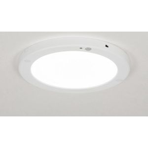 Extra platte led plafondlamp voorzien van bewegingssensor.