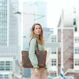 Plevier Hopper shopper 15.6 inch bruin.