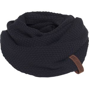 Knit Factory Coco Gebreide Colsjaal - Ronde Sjaal - Nekwarmer - Wollen Sjaal - Donkerblauwe Colsjaal - Dames sjaal - Heren sjaal - Unisex - Navy - One Size