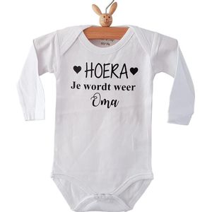 Baby Rompertje met tekst Hoera je wordt weer oma | maat 50/56