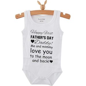 Baby Rompertje tekst papa eerste Vaderdag cadeau | Happy first father’s Day daddy me and mommy love you to the moon and back | zonder mouw mouwloos | wit zwart | maat 62/68