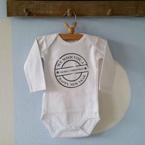 Baby Rompertje met tekst unisex  We wish you Merry Christmas happy New Year | Lange mouw | wit | maat 50/56 mijn eerste kerstmis baby kleding kerst Kerstkleding kerstpakje aankondiging bekendmaking zwangerschap cadeau voor de liefste aanstaande