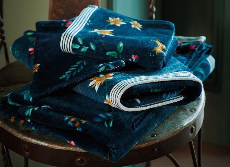Badlaken Pip Studio Les Fleurs Donkerblauw 