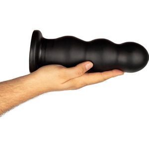 BUTTR Tactical III - stevige zuignap dildo (zwart)