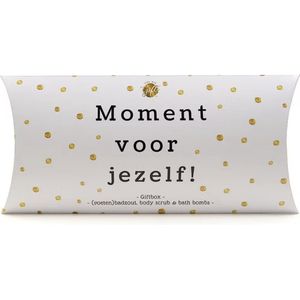 The Big Gifts - giftbox relax -badzout, bodyscrub en badballen - moment voor jezelf - cadeautip moederdag