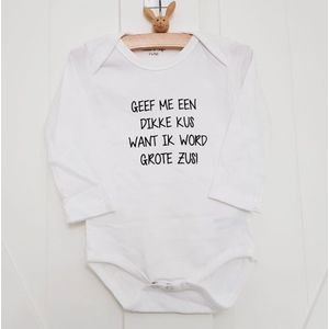 Baby rompertje met tekst meisje Geef me een dikke kus want ik word grote zus meisje - Zwangerschapsaankondiging  | Lange mouw | wit | maat 86-92  zwangerschap aankondiging bekendmaking