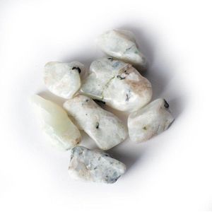 Witte Maansteen trommelsteen, edelsteen ±5cm knuffelsteen in velours kado zakje. Gratis verzending!