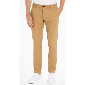Tommy Jeans Chinohose TJM SCANTON CHINO PANT mit Markenlabel