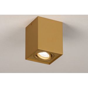 Strakke, moderne opbouwspot in matte, messingkleurige uitvoering voor een zeer aantrekkelijke prijs.