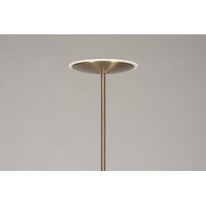 Moderne, strakke uplighter in mat messing voorzien van dimbare led verlichting.