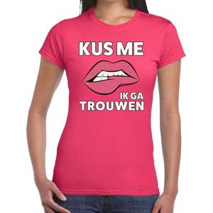 Kus me ik ga trouwen t-shirt roze dames - Feestshirts