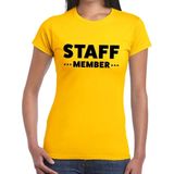 Staff member tekst t-shirt geel dames - evenementen personeel crew shirt